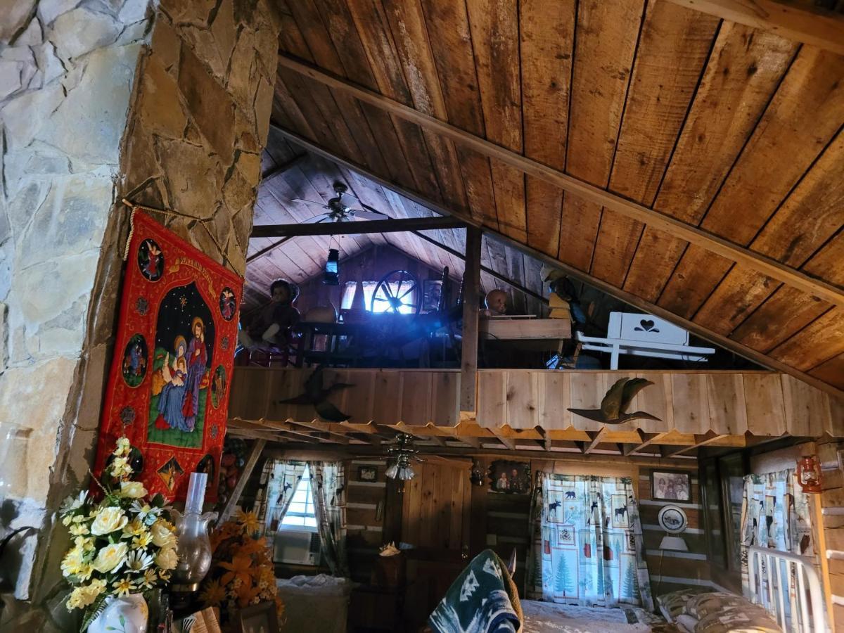 Mountain Memories Cabin Rental Booneville Exterior photo